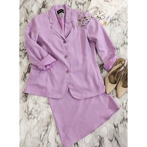 Sag Harbor 2 Piece Skirt Suit